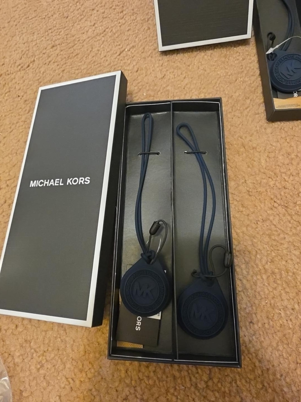 Michael Kors Navy Blue Apple Airtag bands